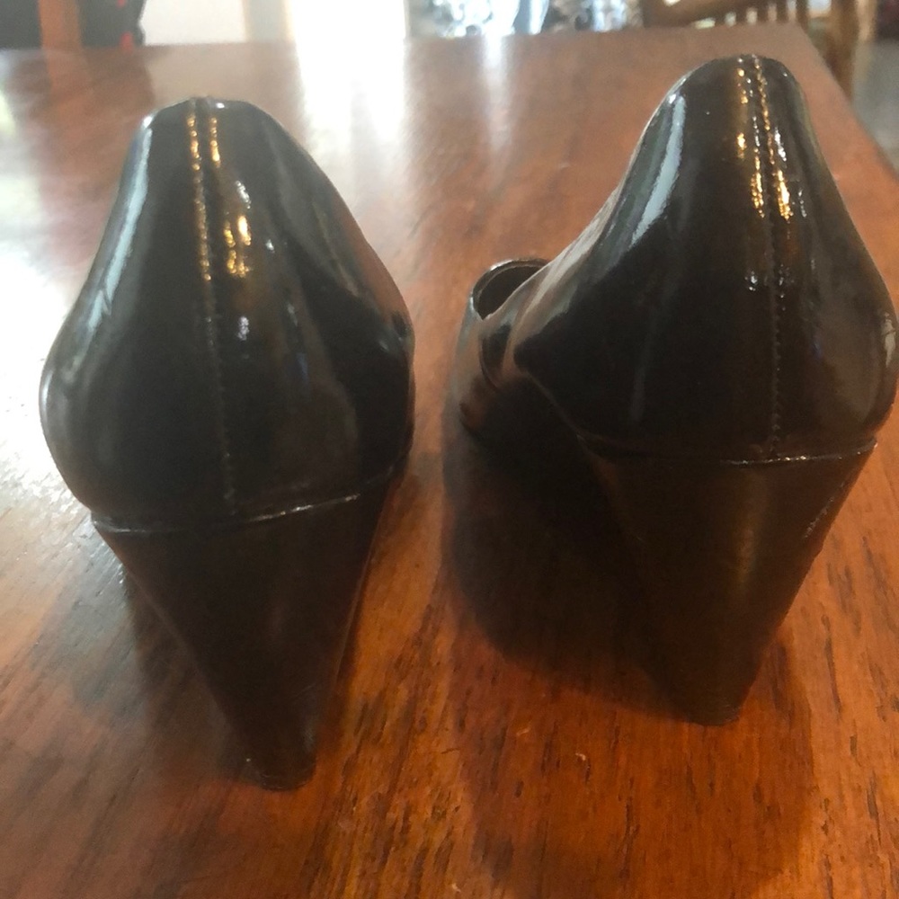 Black heels - Picture 5 of 8